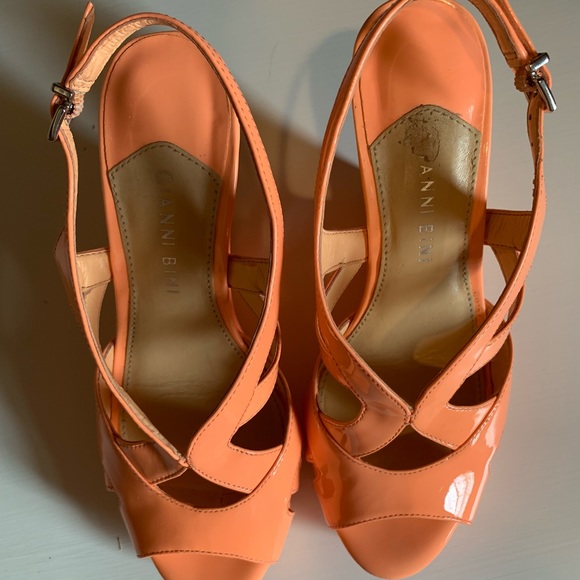 Gianni bini 4.5” wedge, size 7 - Picture 6 of 8